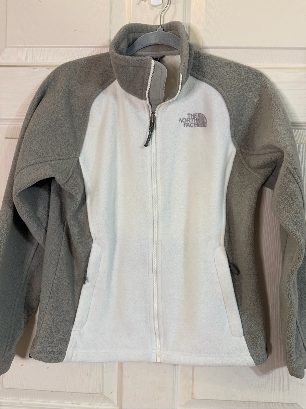 The North Face Khumbu Fleece Jacket Two-Tone Gray White Womens Size S EUC